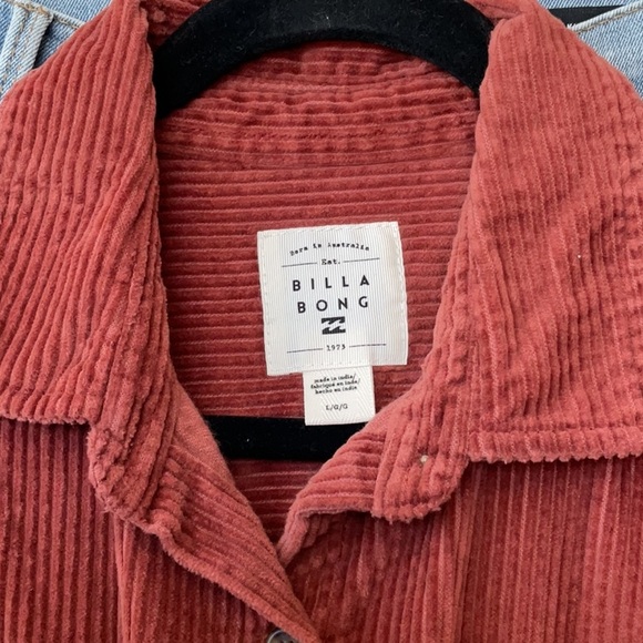 Billabong Top - Picture 3 of 14